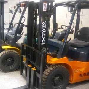لیفتراک دیزل 2.5 تن سری 7