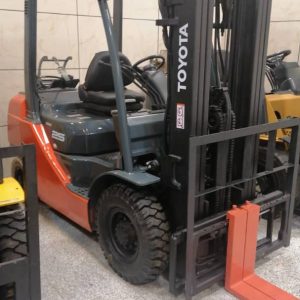 لیفتراک تویوتا کد 010
